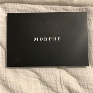 Morphe 15D- day slayer